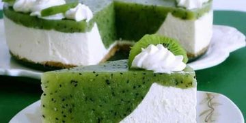 BUTTERKEKS KIWI TORTE MIT FRISCHKÄSE, OHNE BACKEN !