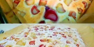 Erdbeer Rhabarberkuchen mit Joghurt