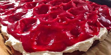 Himbeerkuchen (cremig – fruchtiger Blechkuchen, für 20 Stücke)