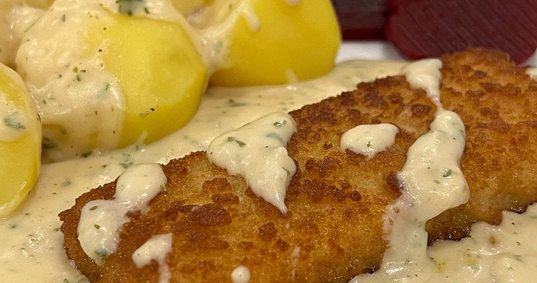 Backfisch in Senfsauce | Salzkartoffeln | rote Beete