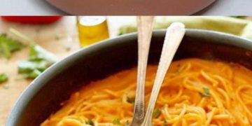 CHAMPIGNONS SPAGHETTI AUS DER PFANNE