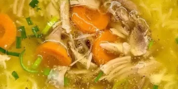 Hühnersuppe