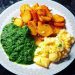 Bratkartoffeln mit Spinat und Rührei