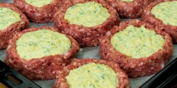 Fantastische Hackfleisch Nester mit Käsefüllung und Kräuter
