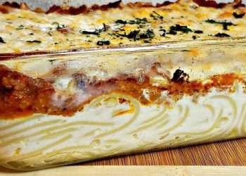 SPAGHETTI AUFLAUF MIT MOZZARELLA