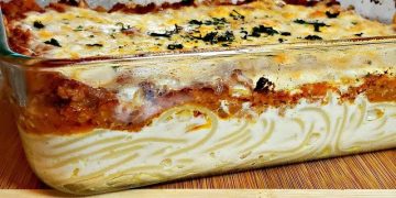 SPAGHETTI AUFLAUF MIT MOZZARELLA