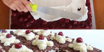 Achtung, diese Schwarzwälder Torte vom Blech schmeckt unfassbar lecker!