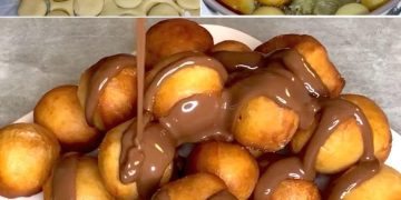 Selbstgemachte Frittierte Bällchen wie vom Bäcker, so gelingt das süße Gebäck!