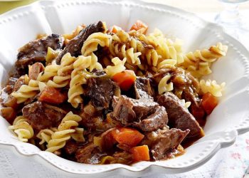 Gulasch “außergewöhnliches Rezept für ein gemeinschaftliches Kocherlebnis