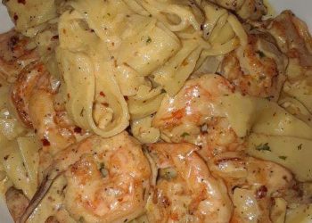 Cremige Garnelen-Nudeln mit hausgemachter Alfredo-Sauce