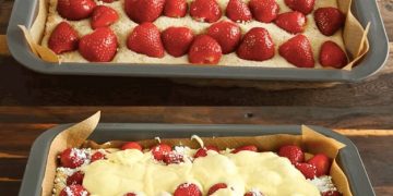 Erdbeer Blechkuchen, Schnell und total lecker