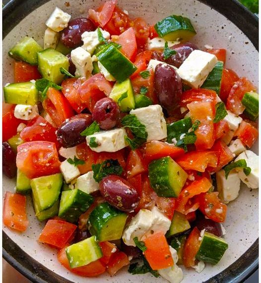 Der köstlichste griechische Salat!