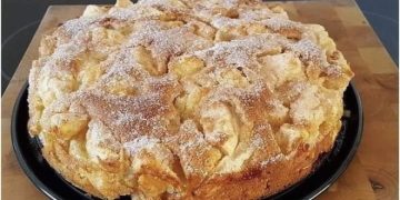 SUPERSAFTIGER APFELKUCHEN