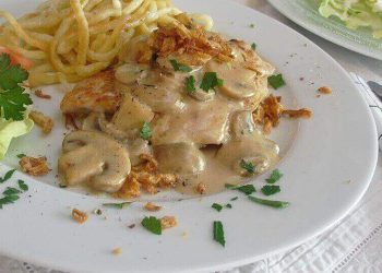 Jägerschnitzel mit Spätzle