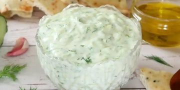 Tzatziki, wie beim Griechen saulecker !