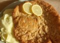 Wiener Schnitzel mit Sahnemöhren und Kartoffelpüree