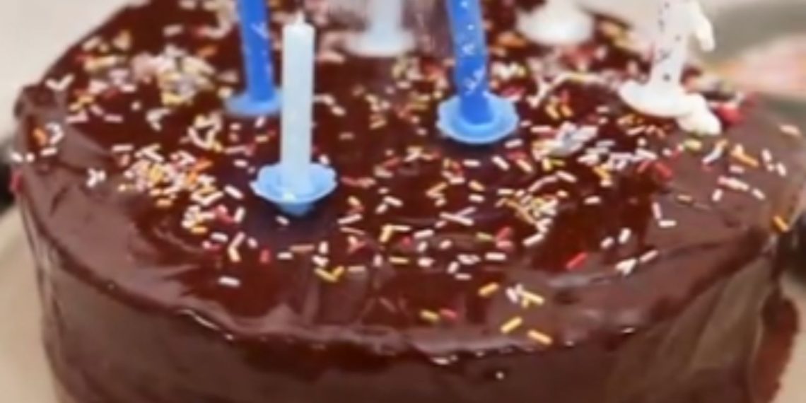 Für Schokoladenliebhaber: Geburtstagstorte