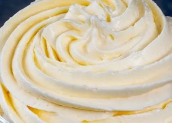 Buttercreme mit 3 Zutaten in wenigen Minuten