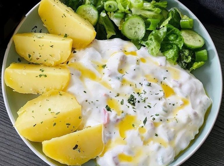 Pellkartoffeln mit Gemüse-Quark
