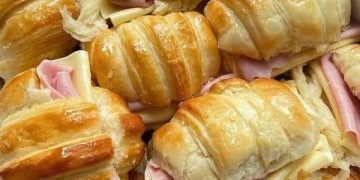 Schinken-Käse-Croissants