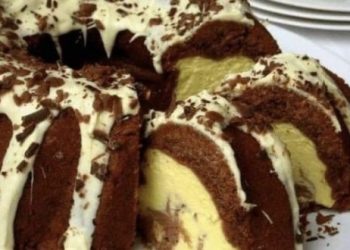 Quark Gugelhupf in 10 Minuten zubereitet! Super lecker!