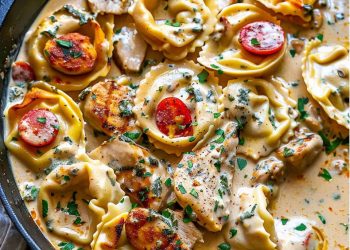 Abgefahren Lecker, Cremige Tortellini In Hähnchen Schmand 10 Minuten