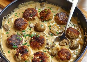 Ofenfrikadellen In Champignon Rahmsoße