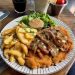 Hänschen Schnitzel mit Pommes und Rahm Champions