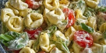 Tortellinisalat