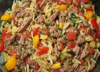 Kritharaki Salat mit Hackfleisch, der süchtig macht