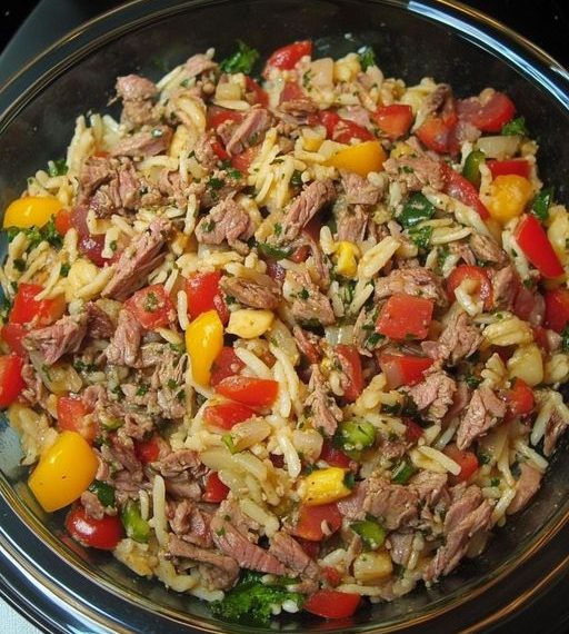 Kritharaki Salat mit Hackfleisch, der süchtig macht