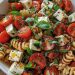 Nudelsalat mit Caprese