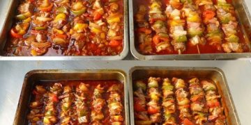 Fantastischer Schaschlik mit selbstgemachter Schaschliksoße