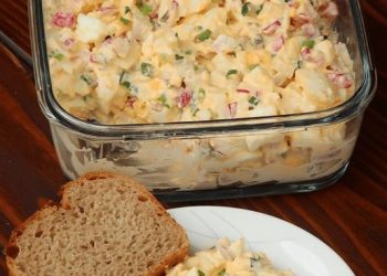 Ich habe ihn schon 2 x in eine Woche gemacht, 5 Minuten Weihnachtssalat