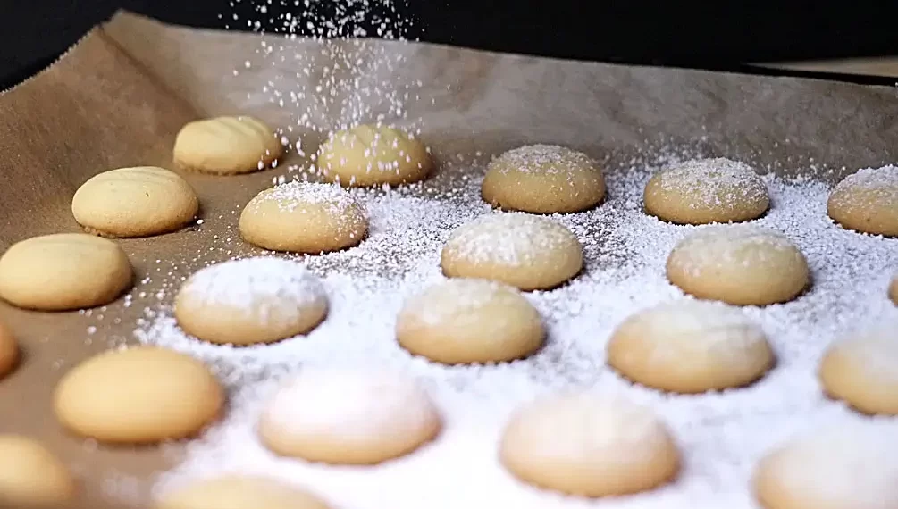 Einfache Butterhupferl Rezept zartes Mürbgebäck