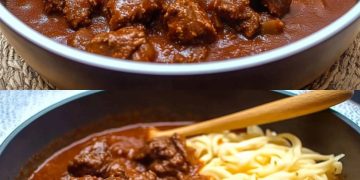 Ungarisches Gulasch mit Zwiebeln und Paprika 