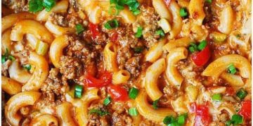 Blitzschnell & Cremig: Rahmnudeln mit Hackfleisch in 15 Minuten