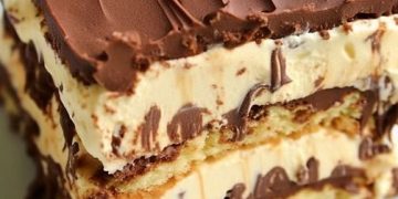 SCHNELLER ERDNUSSBUTTERKUCHEN OHNE BACKEN