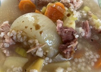 Omis Graupensuppe die habe ich immer geliebt