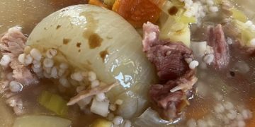 Omis Graupensuppe die habe ich immer geliebt