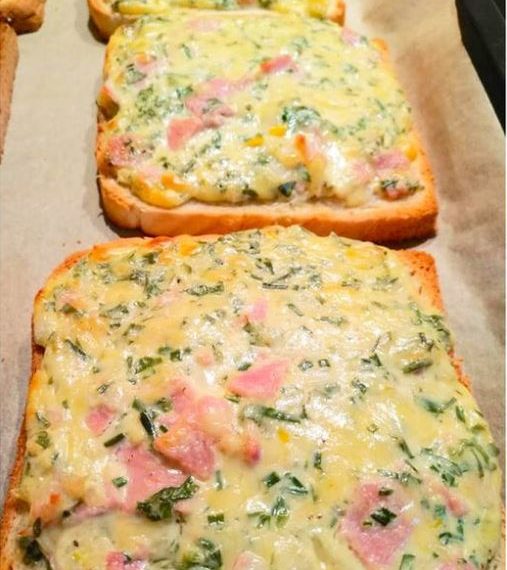 Flammkuchen Toast mit Kase