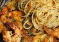Spaghetti mit Knoblauch-Garnelen, der Hit gerade jetzt SUPER lecker