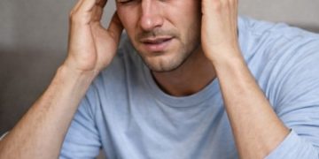 Aneurysma: Symptome, die Sie nicht ignorieren sollten