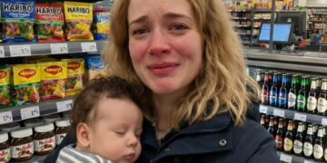 Das Kuvert an der Zapfsäule