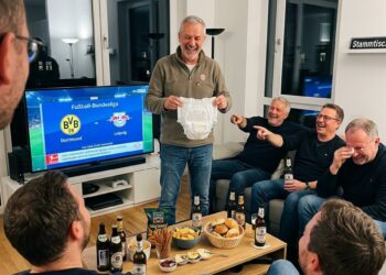 Die unbedachten Worte meines Mannes und die überraschende Wendung am Abend unseres Zusammentreffens