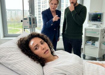 „Du hast es verdient“: Mein Mann ließ mich nach dem Angriff seiner Mutter im Krankenhaus zurück – doch als sie nach Hause kamen, war die Wohnung leer und mein Anwalt wartete schon