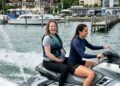 Im neunten Monat schwanger fesselte mich die Geliebte meines Mannes an einen Jet-Ski – während er vom Ufer aus zusah